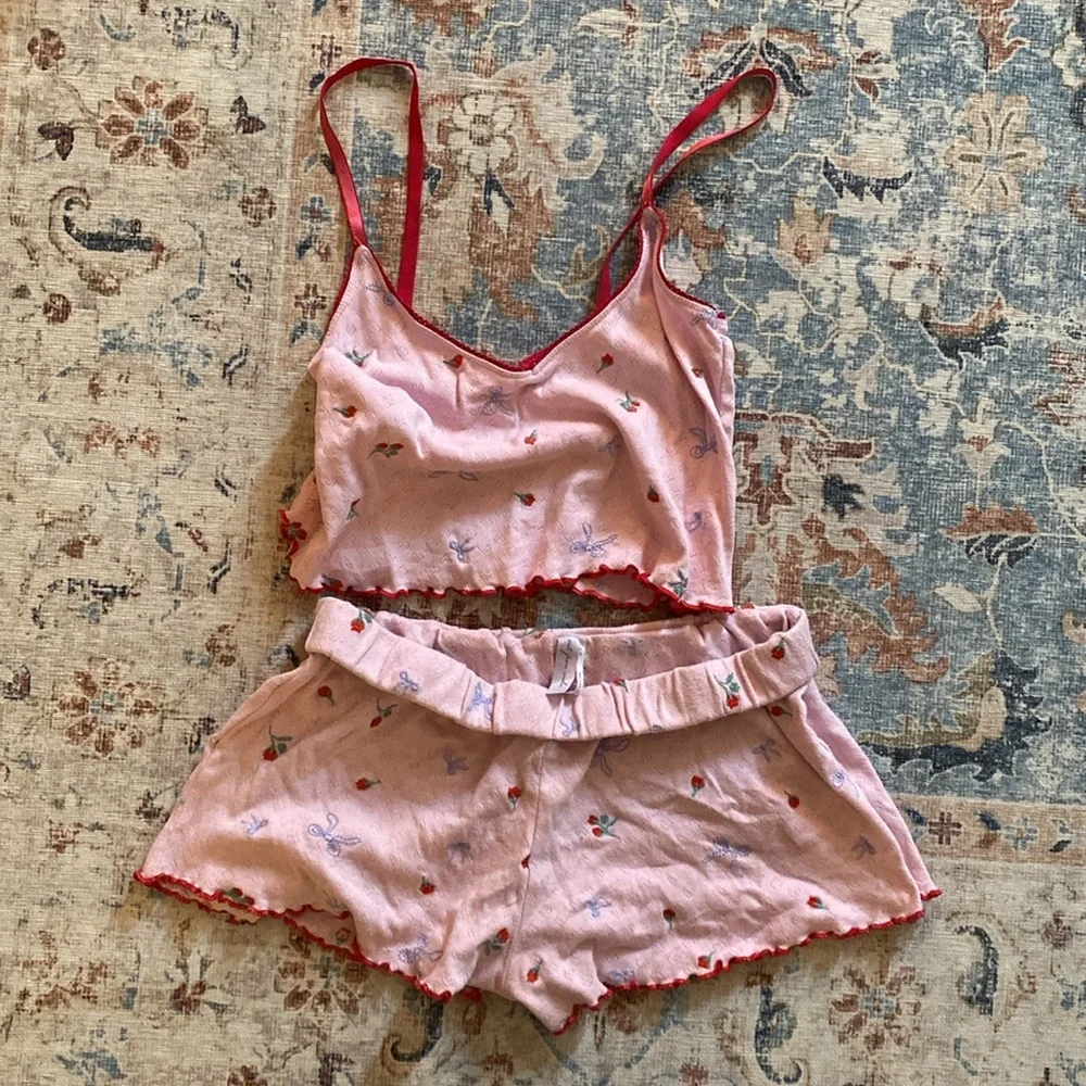 🎀 Urban Outfitters Out From Under Primrose Pointelle Cami & Low-Rise Micro set - Picture 5 of 8